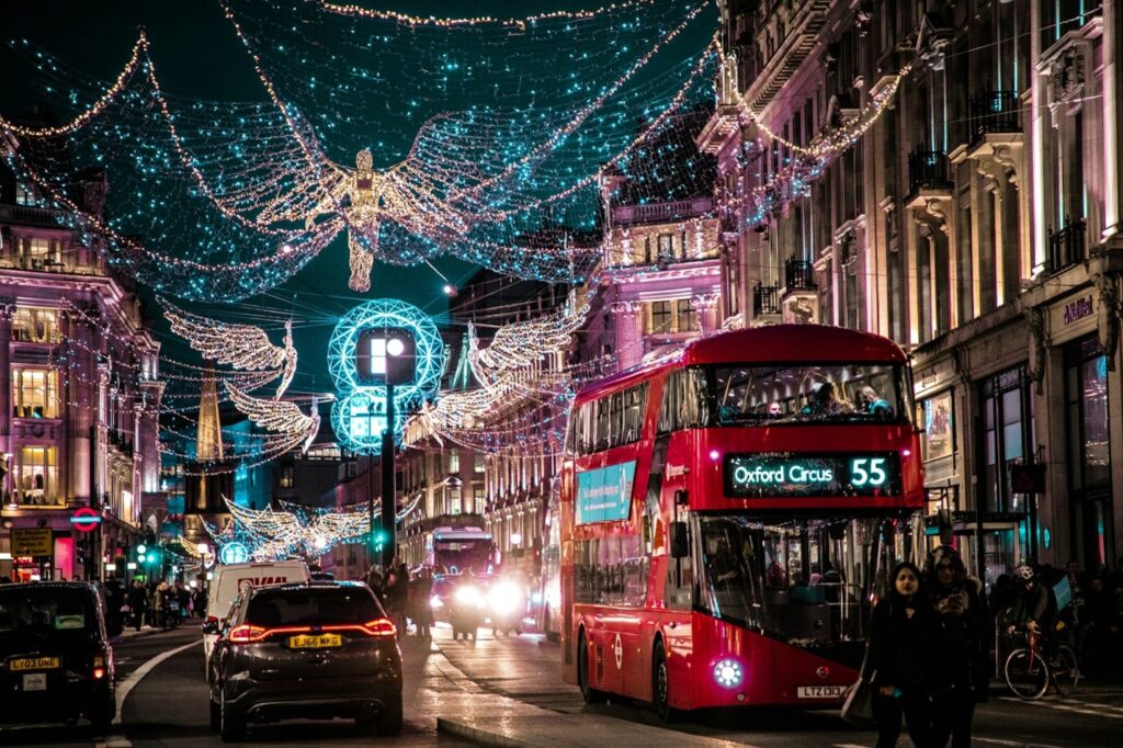street in London bis festive lights